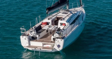 sun-odyssey-380-esterni